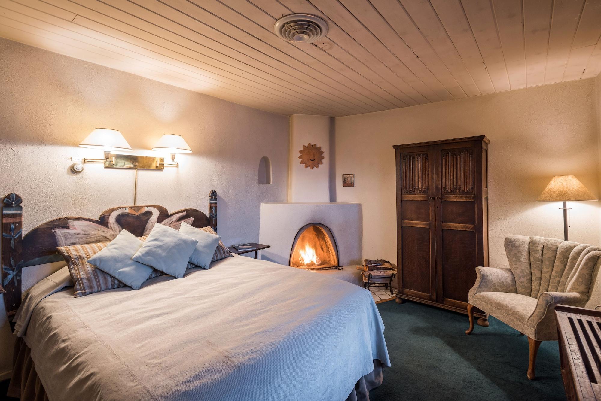 The Historic Taos Inn Exterior photo