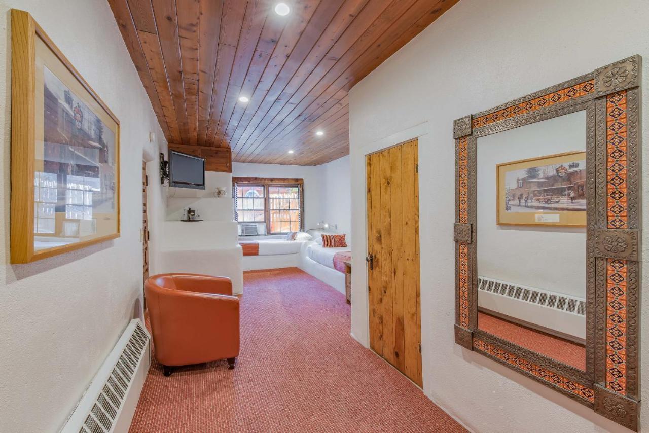 The Historic Taos Inn Exterior photo