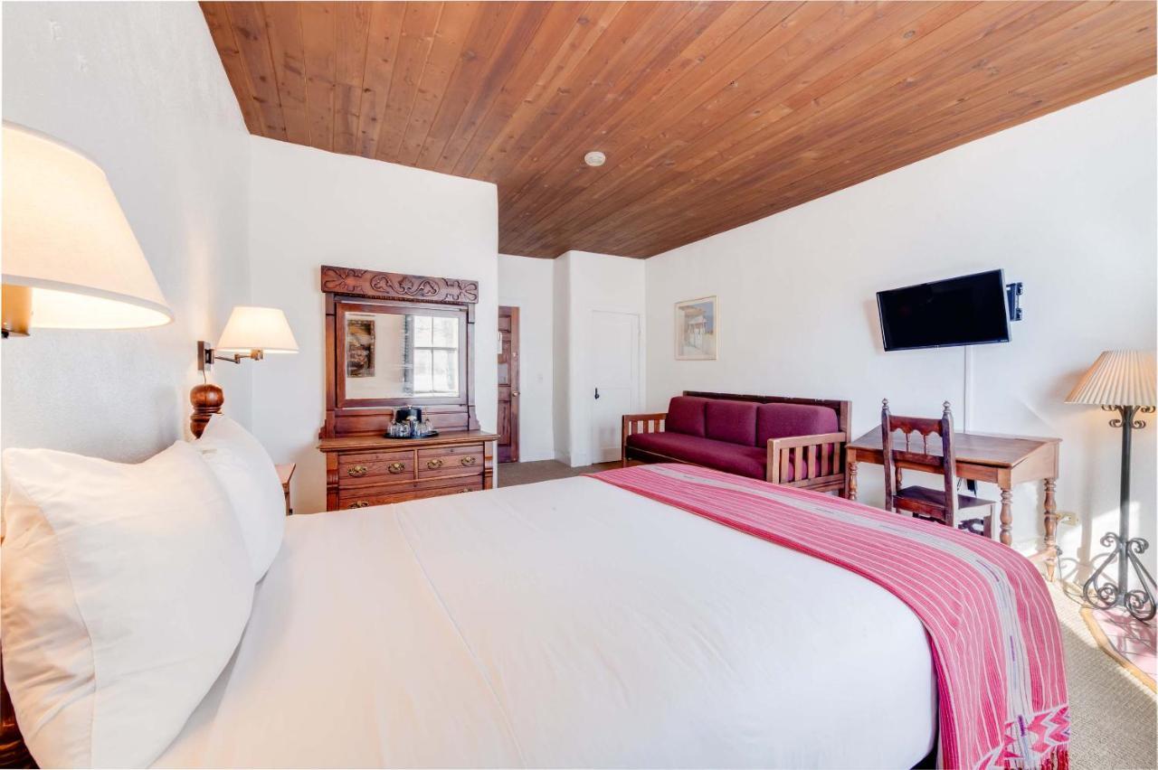 The Historic Taos Inn Exterior photo